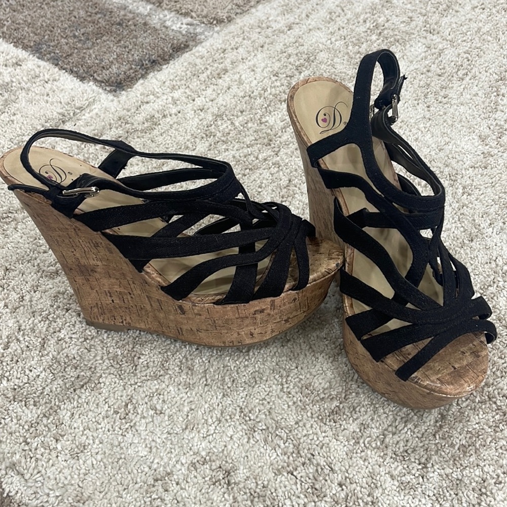 Black platform wedge Size 10